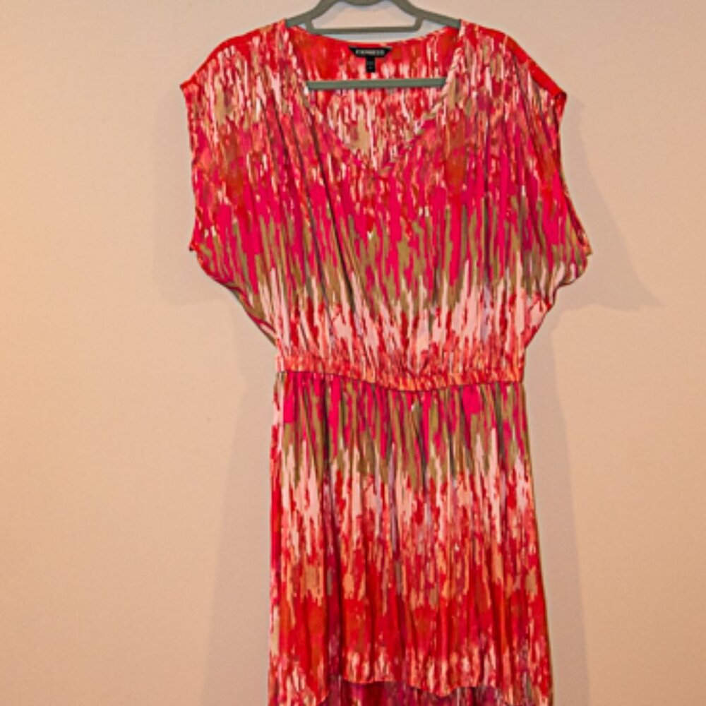 Express High Low Silky ombre pattern dress Size Large